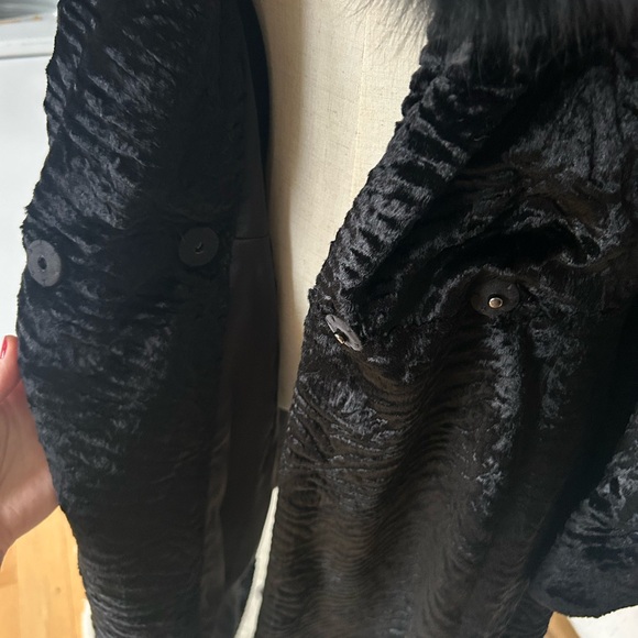 alice + olivia textured fur coat - Picture 5 of 7